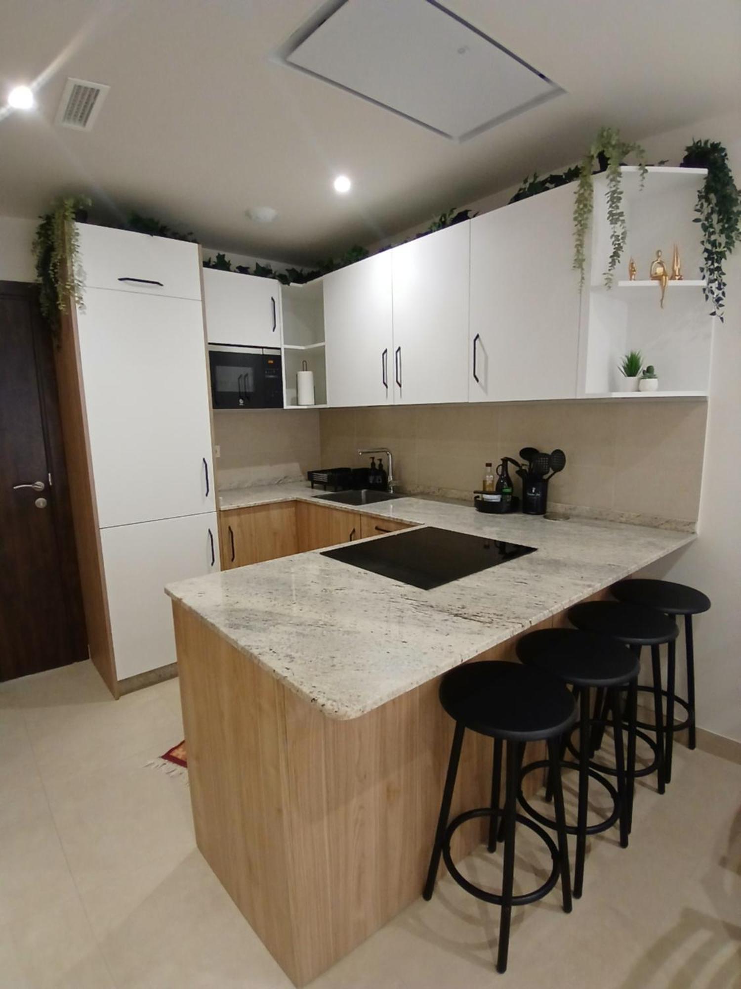 Appartement Antika 1a *